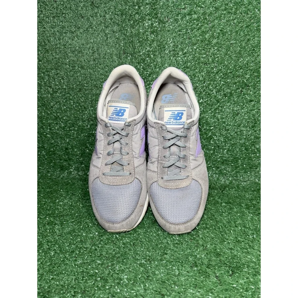 New Balance 220 Women Size 8.5 D Wide Gray Purple Running Walking Shoes Sneakers